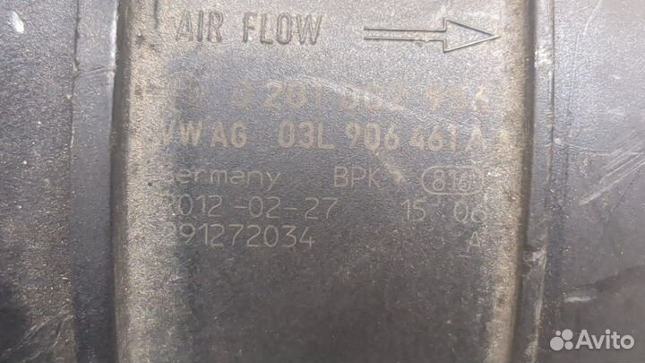 Измеритель потока воздуха Audi A4 (B8)