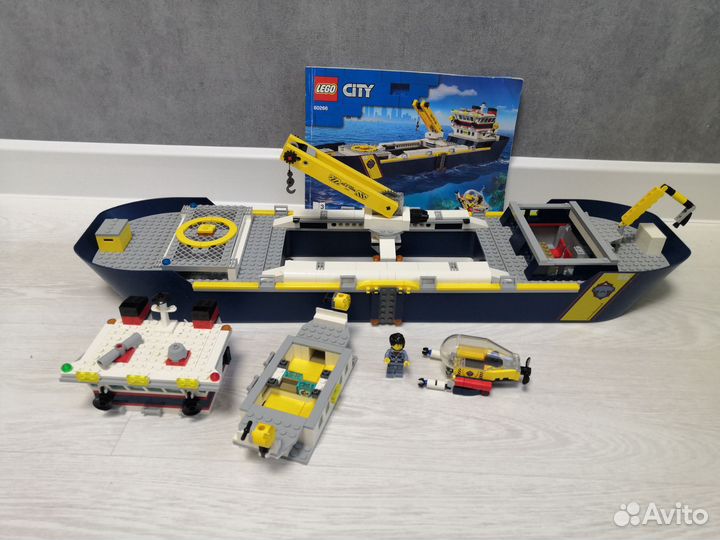 Lego city 60266. Океан. Исследовательское судно
