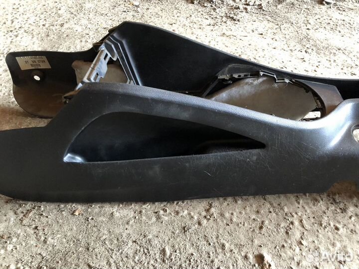 Консоль центральная Kia Rio 3