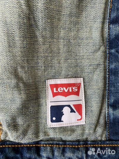 Новая джинсовая куртка Levis S/XS