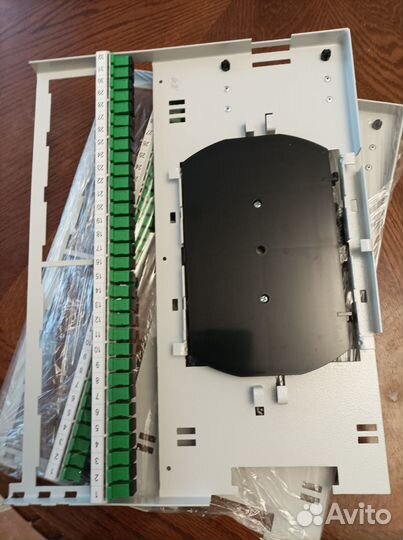 Кросс оптический 32 порта откидного типа со Сплайс