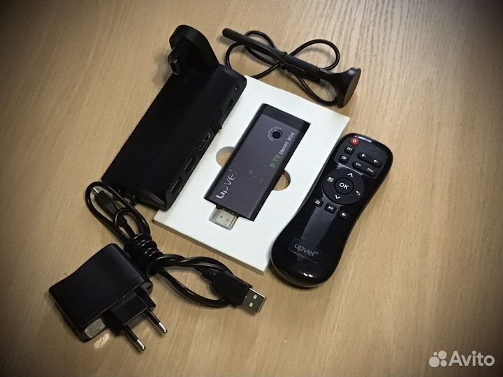 Upvel UM-514TV Смарт TV приставка Андроид