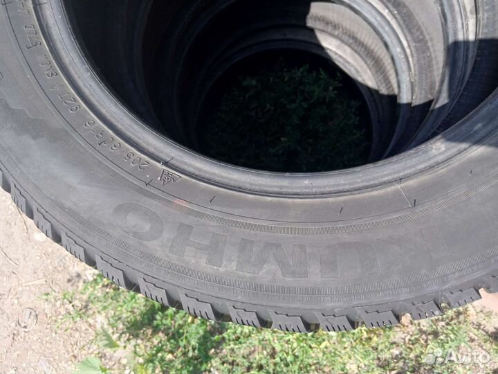 Kumho I'Zen KW22 205/60 R16 92T