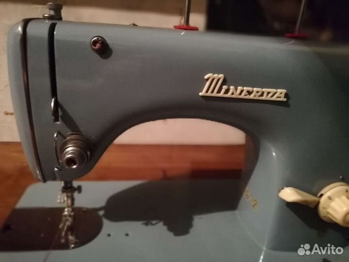 Швейная машина minerva