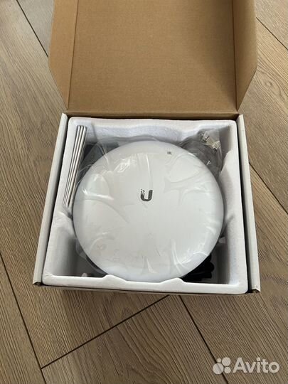 Точка доступа Ubiquiti NanoStation M2