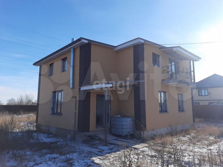 Коттедж 183 м² на участке 8,1 сот.