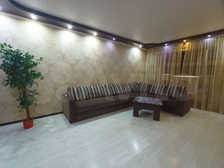 2-к. квартира, 64 м², 6/9 эт.