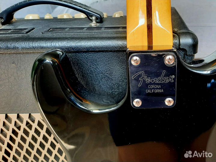 Электрогитара Fender stratocaster