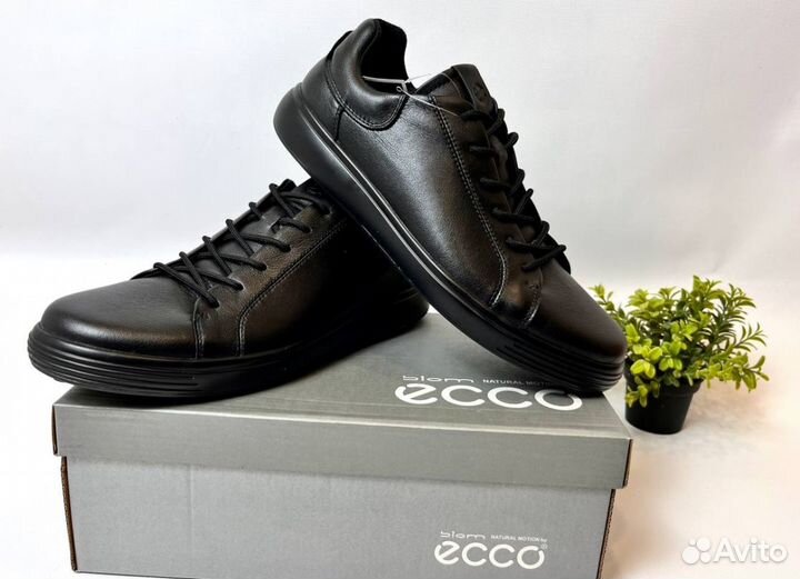 Кроссовки Ecco легкие