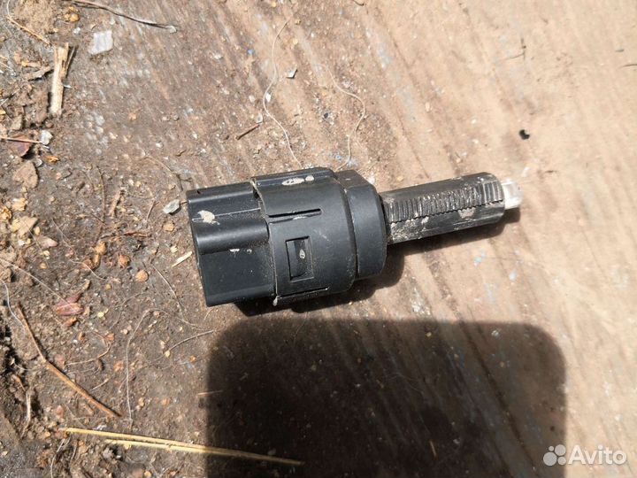 Датчик включения стоп сигналов Honda Civic 8 4D