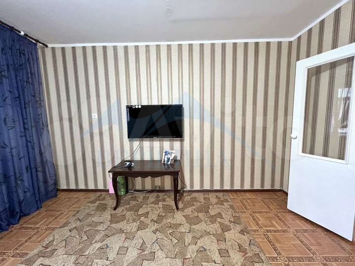 3-к. квартира, 76 м², 3/9 эт.