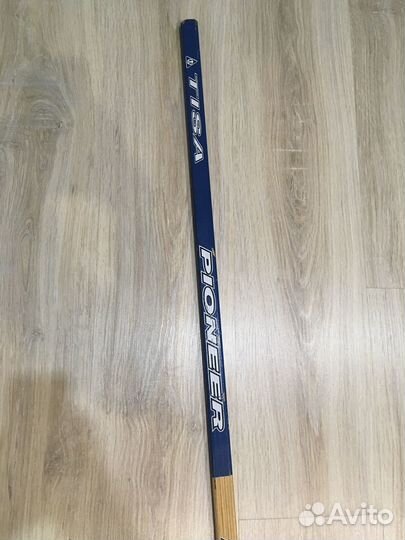 Продаю клюшку Tisa Pioneer