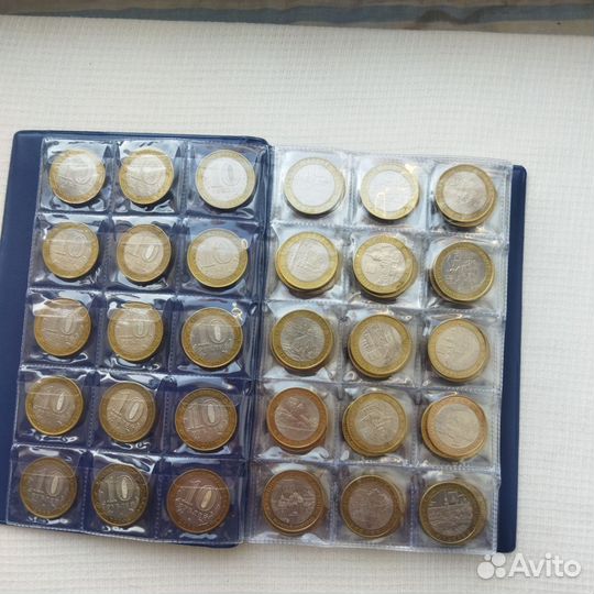 Продам набор монет