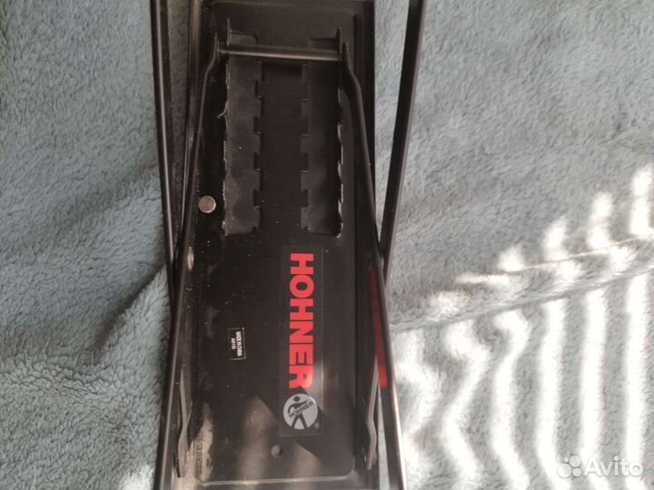 Подставка для ноги гитариста Hohner