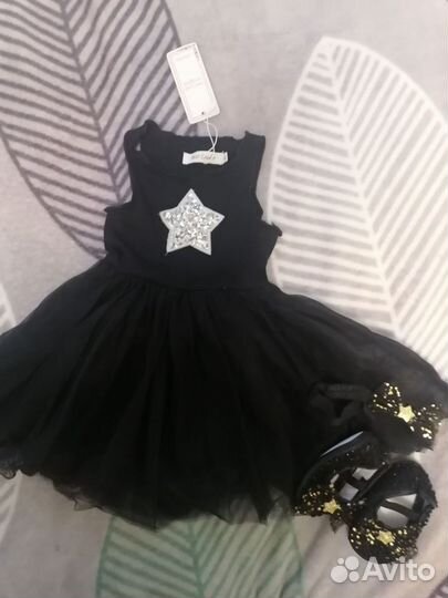 Нарядное черное платье для девочки