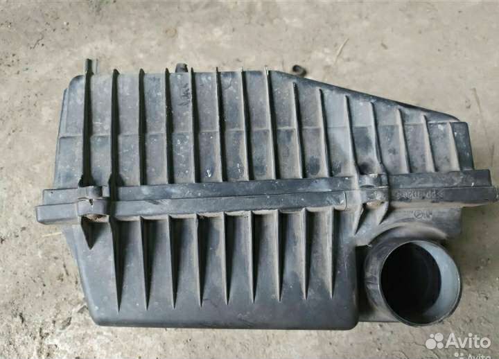 Корпус воздушного фильтра Ситроен Ксантия