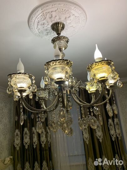 Люстра 8 ламп