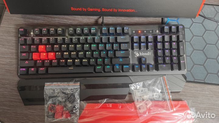 Игровая клавиатура Bloody B975 RGB