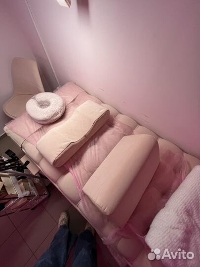 Кушетка и стул
