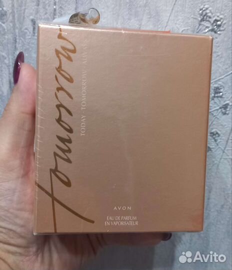 True Glow Avon редкость /Tomorrow Avon