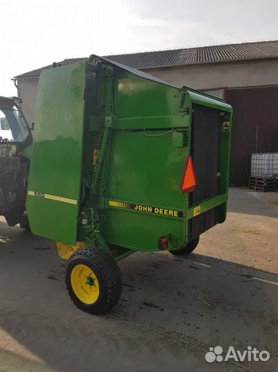 Пресс-подборщик John Deere 550, 1993