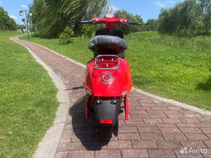 Vespa электроскутер скутер электробайк