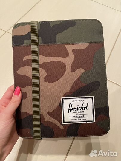 Чехол для планшета Herschel милитари