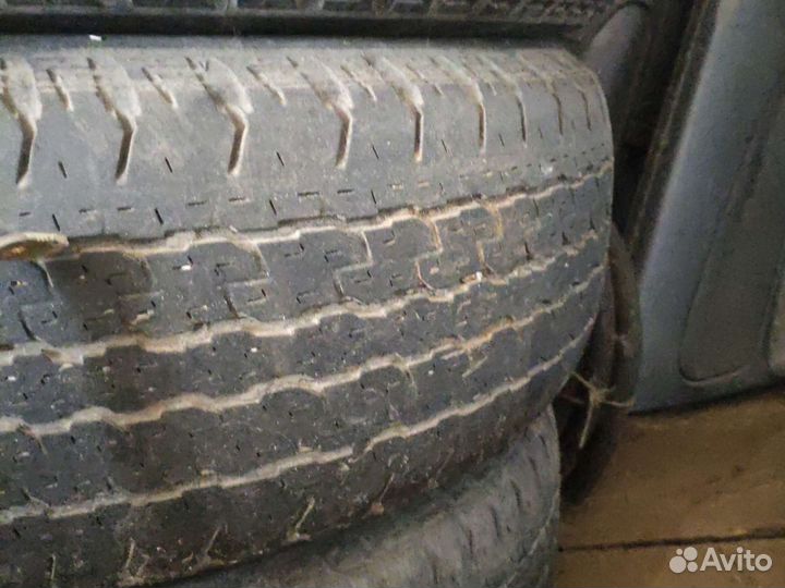 Bridgestone Dueler H/T D840 265/65 R17