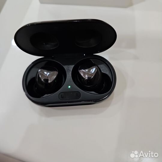 Samsung galaxy buds plus