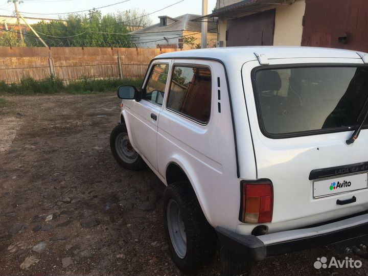 LADA 4x4 (Нива) 1.7 МТ, 2015, 121 000 км