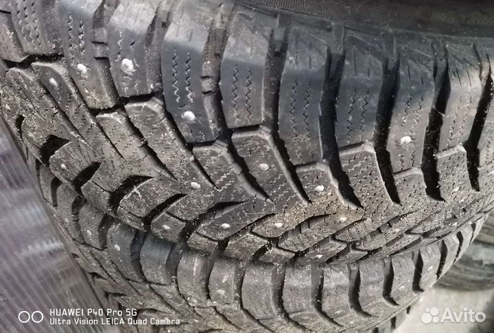 Toyo Observe Ice-Freezer 215/65 R16