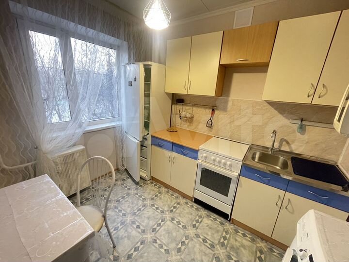 2-к. квартира, 43 м², 3/5 эт.