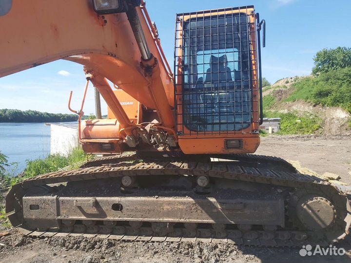 Услуги гусеничных экскаваторов