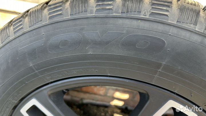 Toyo Observe G3-Ice 235/65 R18 110T