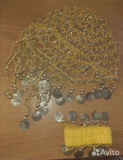 Головные убор и браслет для танцев