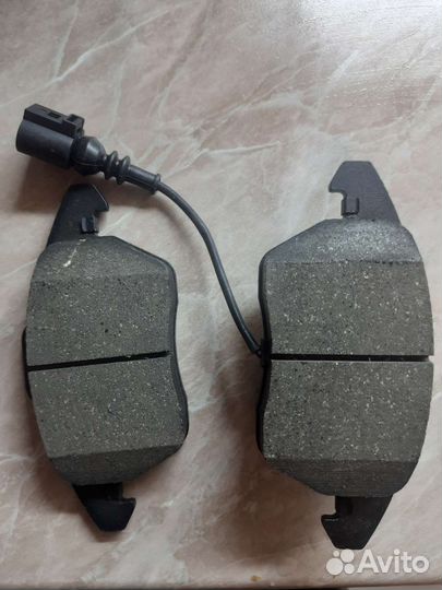 Комплект тормозных колодок