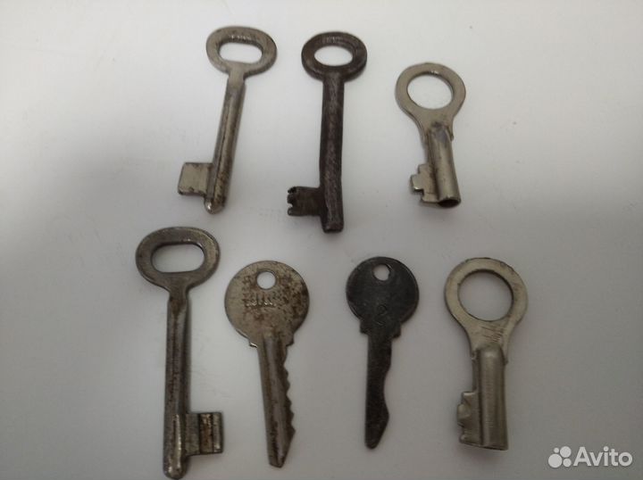 Ключи СССР старые от замков пакетом