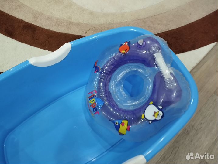 Ванночка для купания и круг