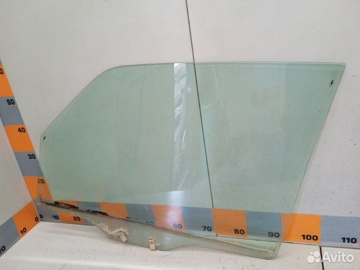 Стекло двери передней правой Mitsubishi Pajero 3