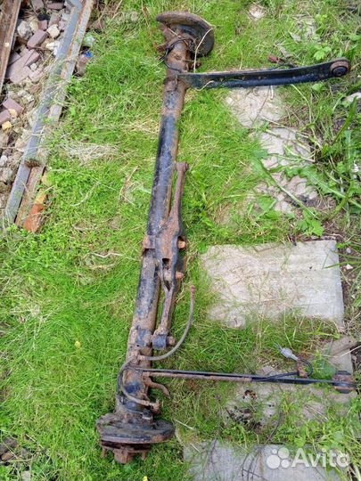 Балка от Nissan Primera P11