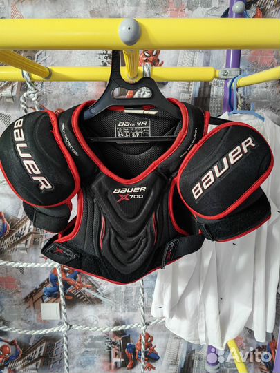 Нагрудник хоккейный jr s