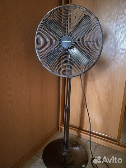 Вентилятор напольный Cameron