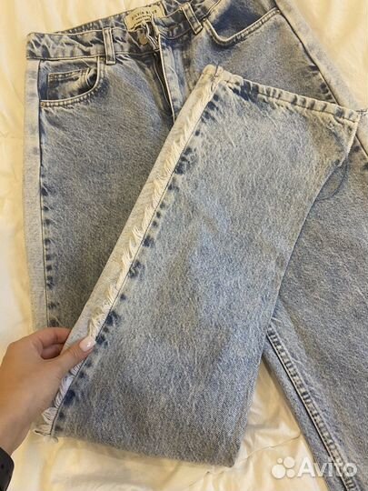Джинсы