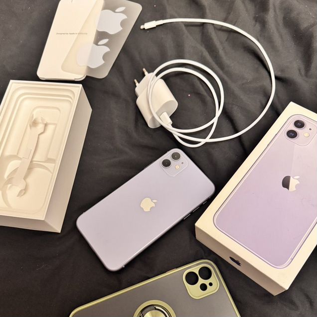 iPhone 11, 128 ГБ, SIM + eSIM