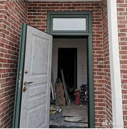 Дверь входная металлическая с фрамугой см 800