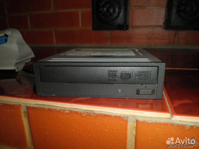 Пишущий DVD привод
