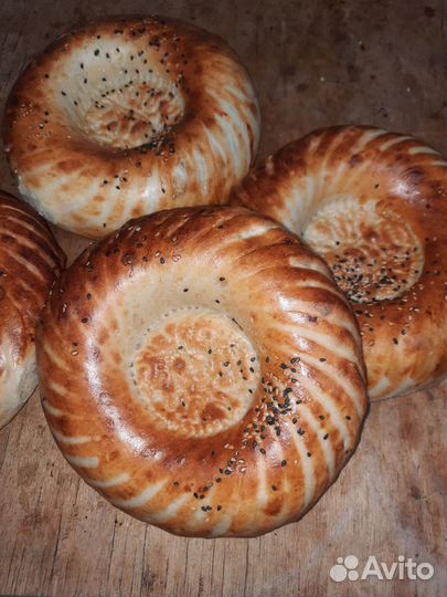 Пекарь тандырщик самса шаурмист и пекарь