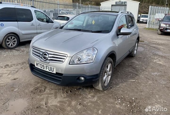 В разборе Nissan Qashqai+2 2008-2010