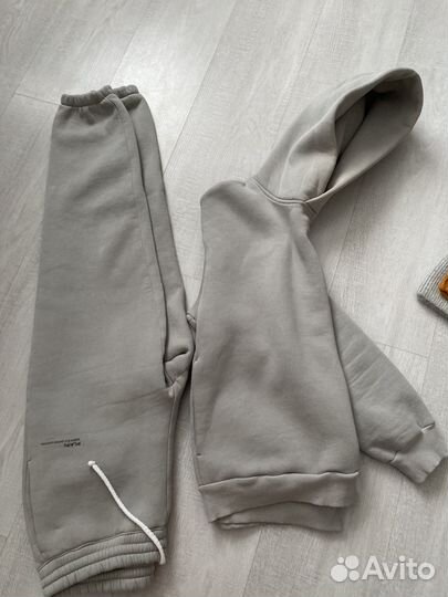 Спортивный костюм женский