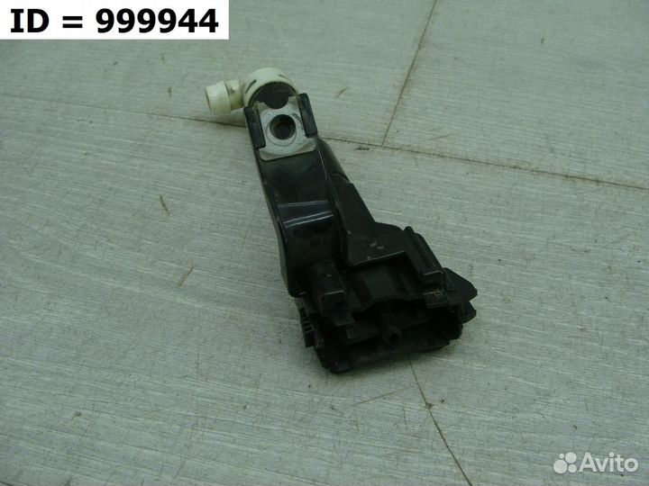 Форсунка омывателя фары левой Toyota Land Cruiser